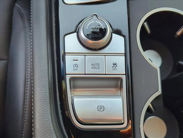 Used 2020 Genesis G70 2.0T image 22