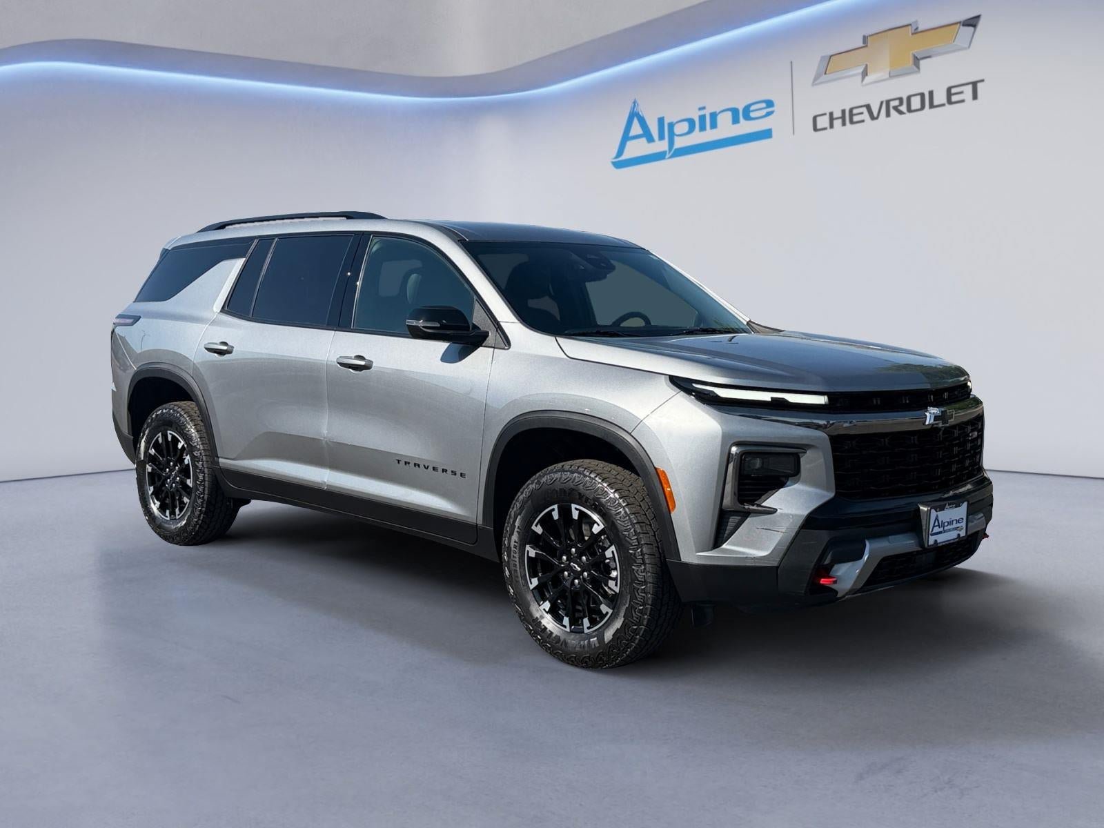 Used 2025 Chevrolet Traverse Z71 AWD/4WD image 7