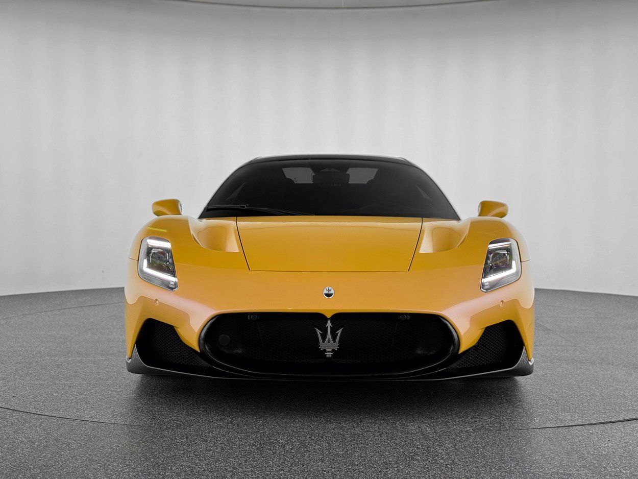 Used 2023 Maserati MC20 Spyder image 10