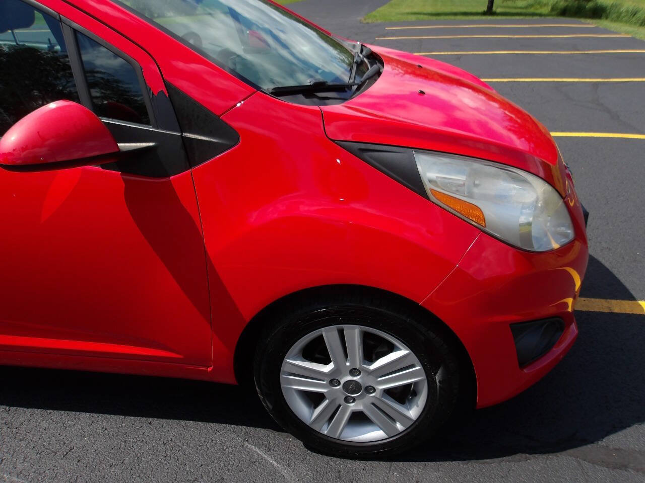 Used 2014 Chevrolet Spark LT FWD image 27