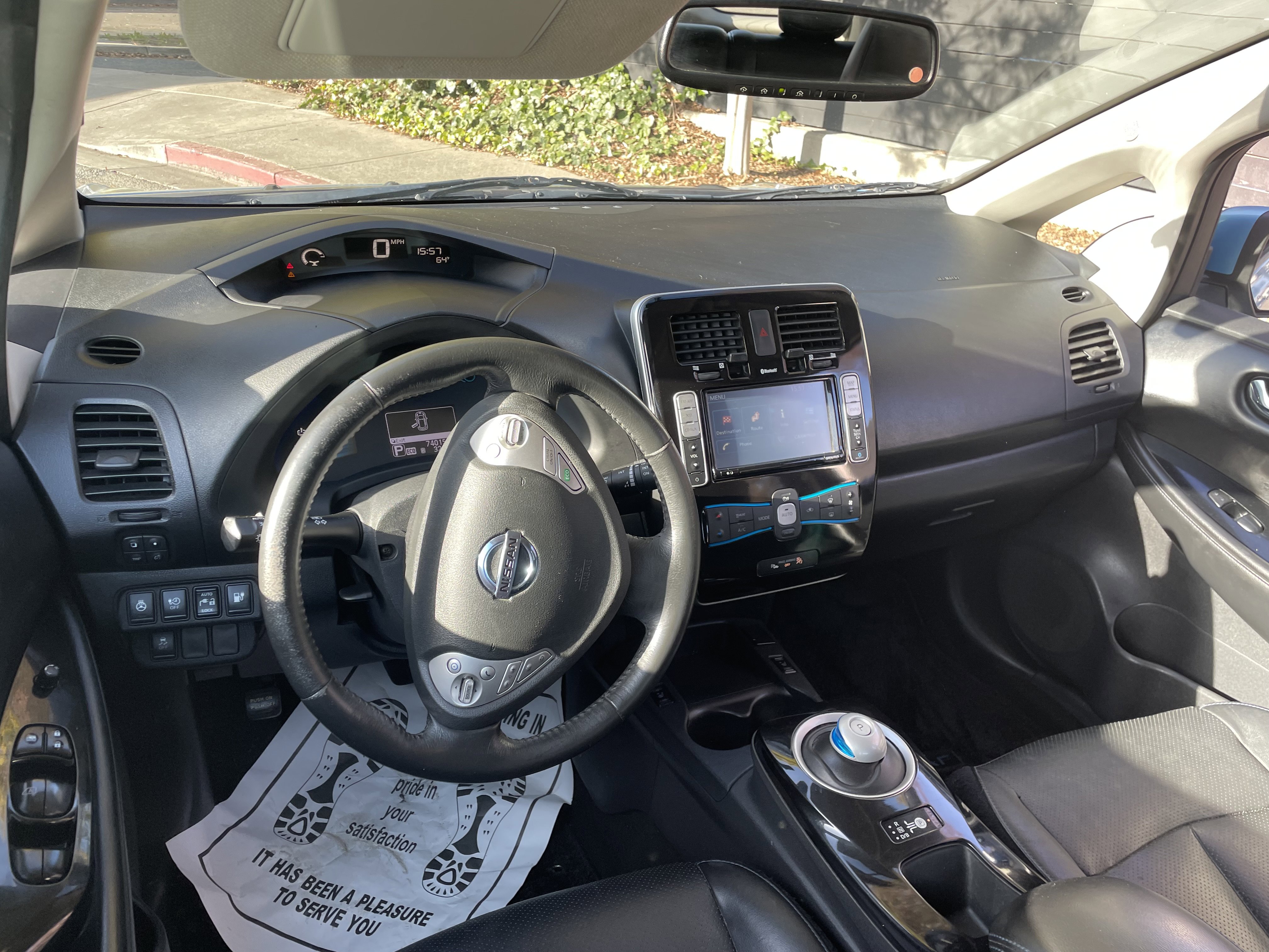 Used 2015 Nissan Leaf SL image 7