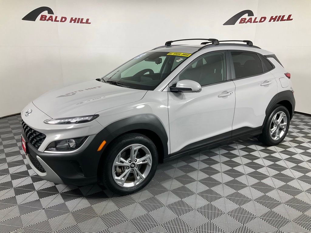Used 2023 Hyundai Kona SEL image 3