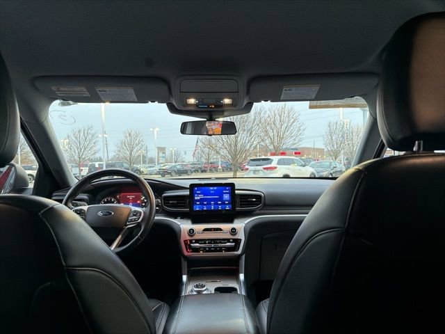 Used 2021 Ford Explorer XLT w/ Equipment Group 202A image 21