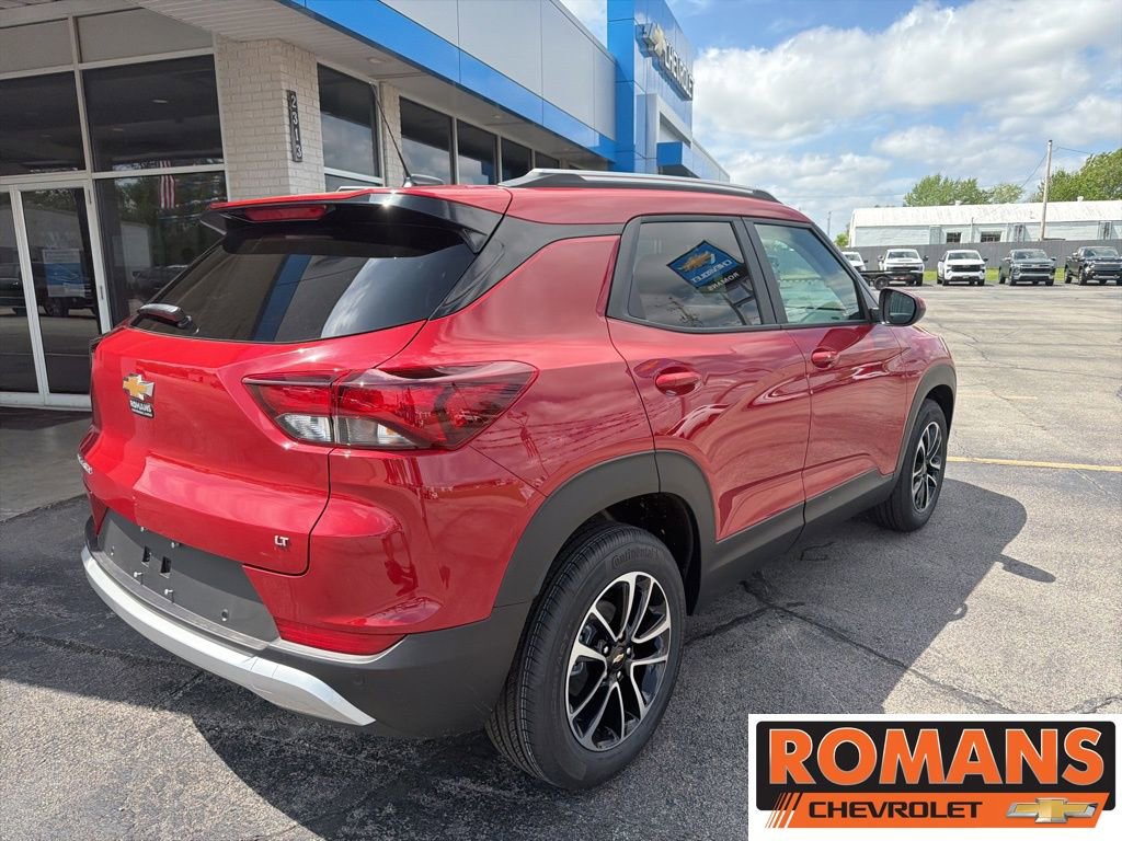 New 2026 Chevrolet TrailBlazer LT w/ Convenience Package FWD image 3