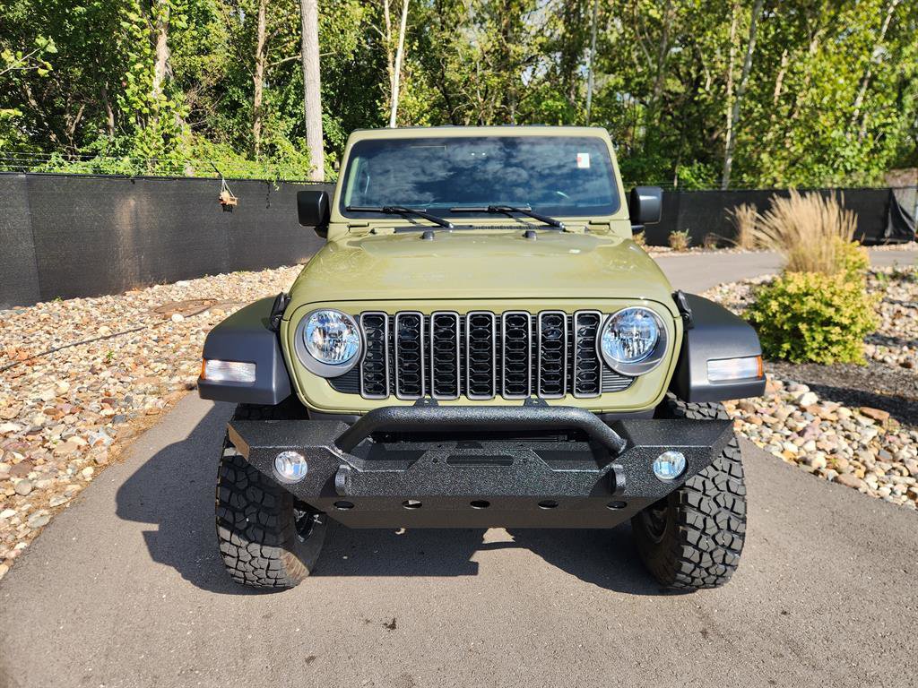 Used 2025 Jeep Wrangler Sport image 8