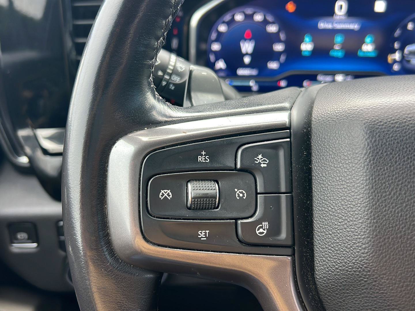 Used 2022 Chevrolet Silverado 1500 ZR2 w/ Technology Package AWD/4WD image 18