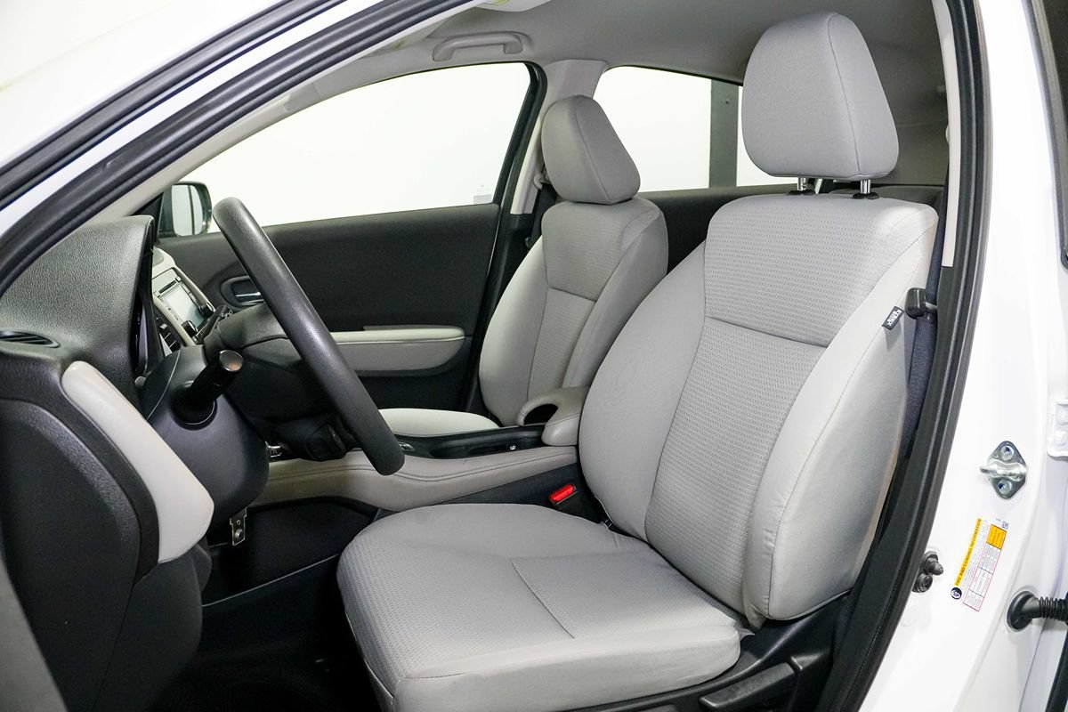 Used 2020 Honda HR-V LX image 12