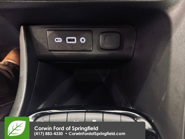 Used 2022 Buick Encore GX Select image 24