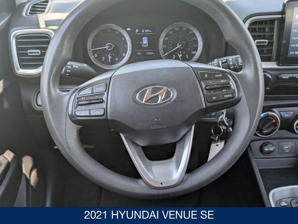 Certified 2021 Hyundai Venue SE FWD image 17