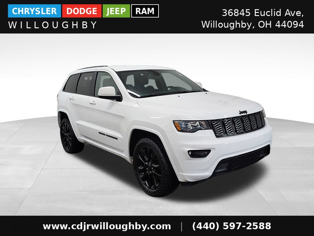 Used 2021 Jeep Grand Cherokee Laredo X AWD/4WD image 3