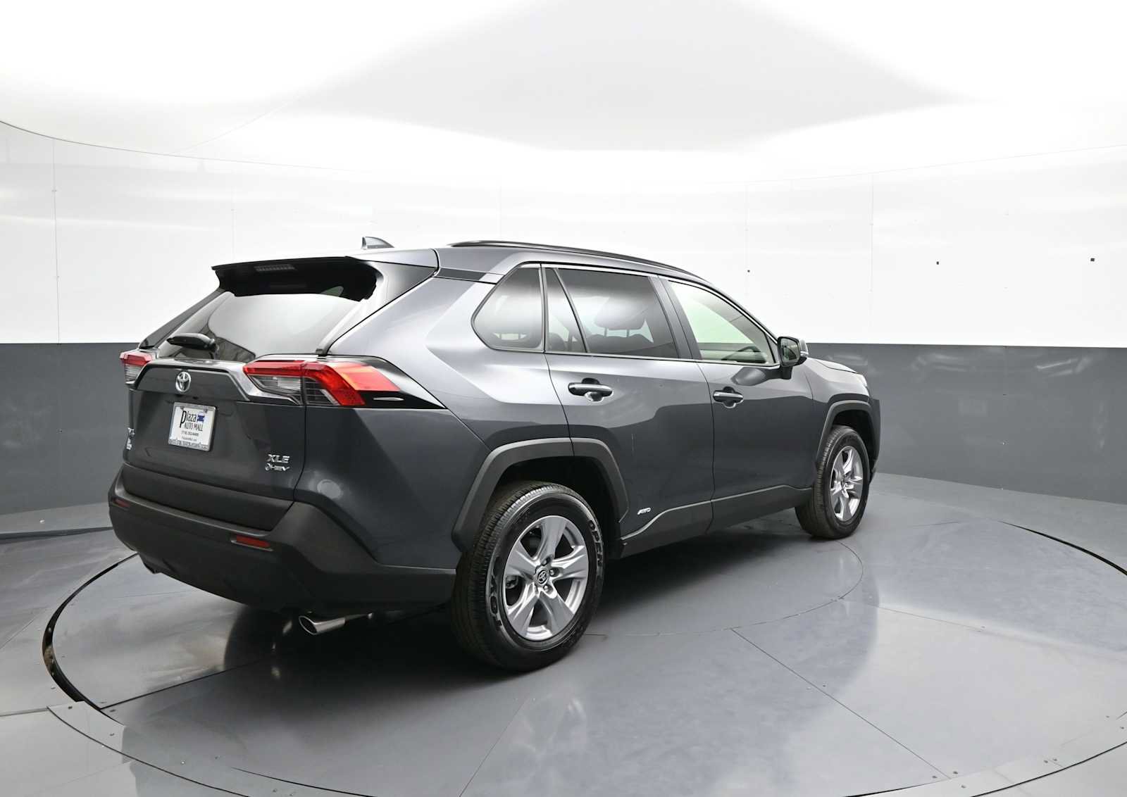 Used 2025 Toyota RAV4 XLE w/ Convenience Package AWD/4WD image 6