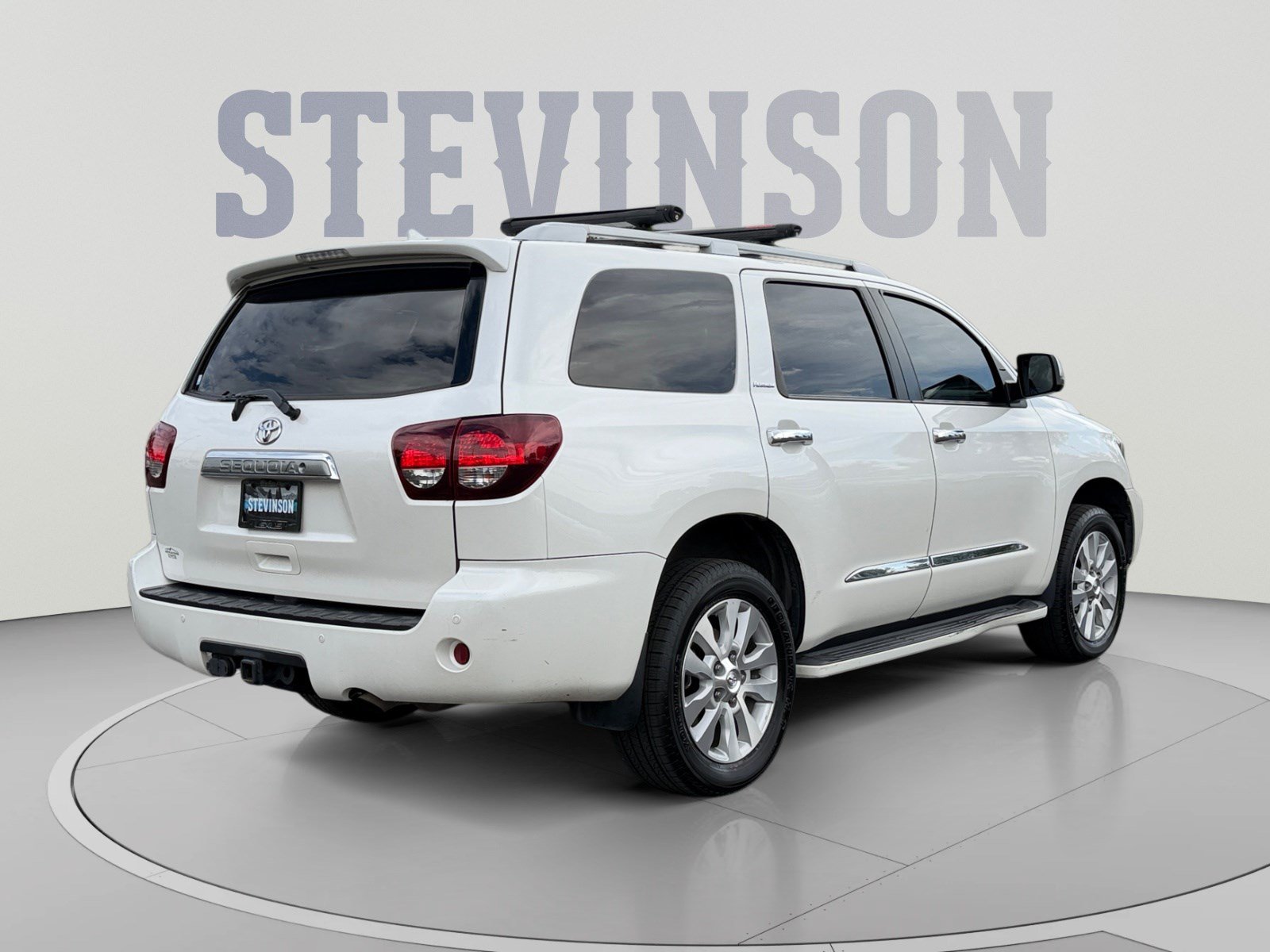 Used 2019 Toyota Sequoia Platinum w/ Carpet Mat Package (TMS) AWD/4WD image 5