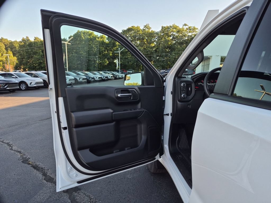 New 2026 GMC Sierra 1500 Pro w/ Graphite Edition AWD/4WD image 15