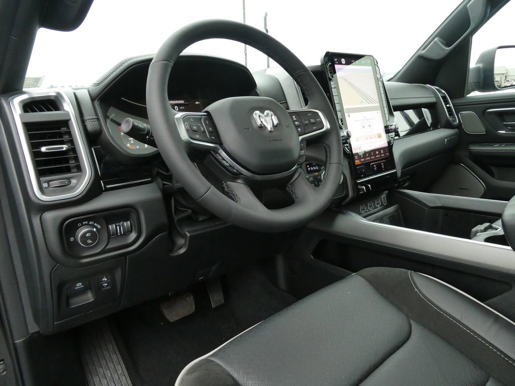 Used 2025 RAM 1500 Laramie w/ Night Edition AWD/4WD image 30
