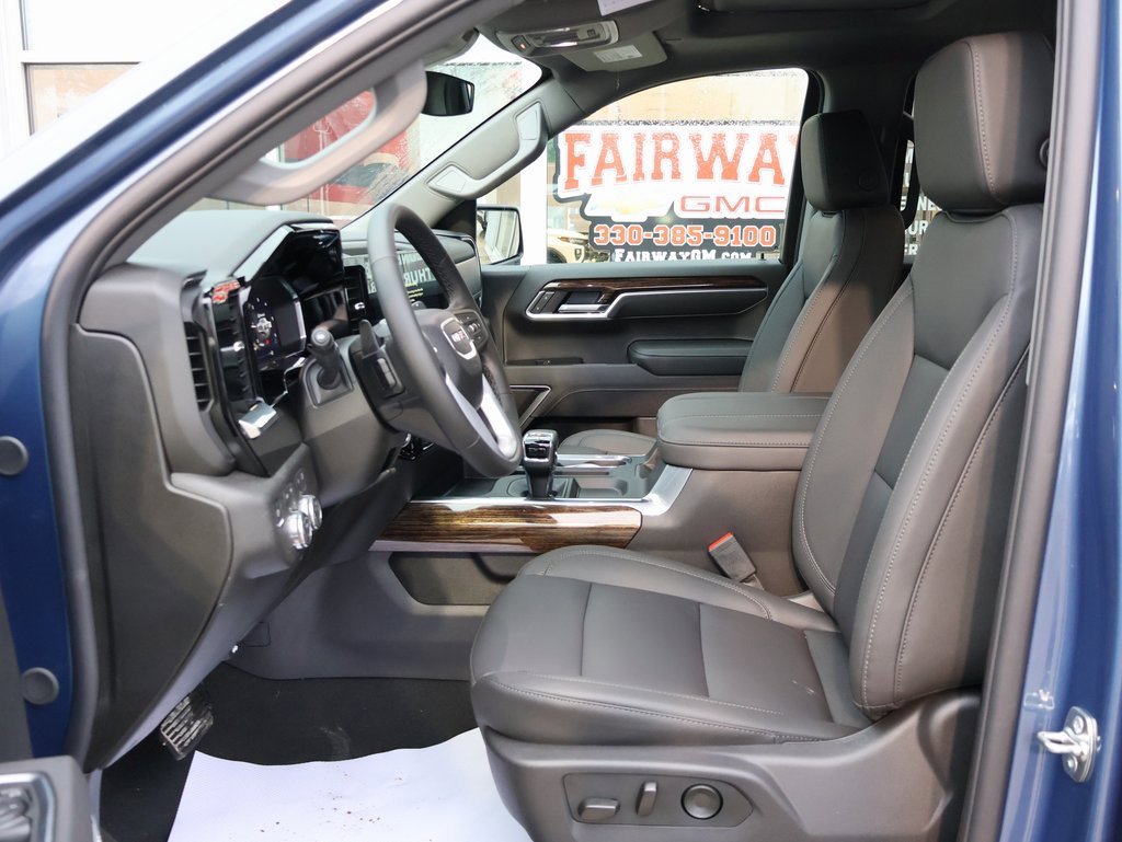 New 2026 GMC Sierra 1500 Elevation w/ Elevation Premium Package image 14