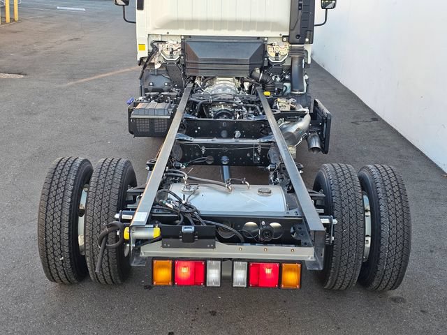 New 2025 Chevrolet Low Cab Forward 4500 XD RWD image 3