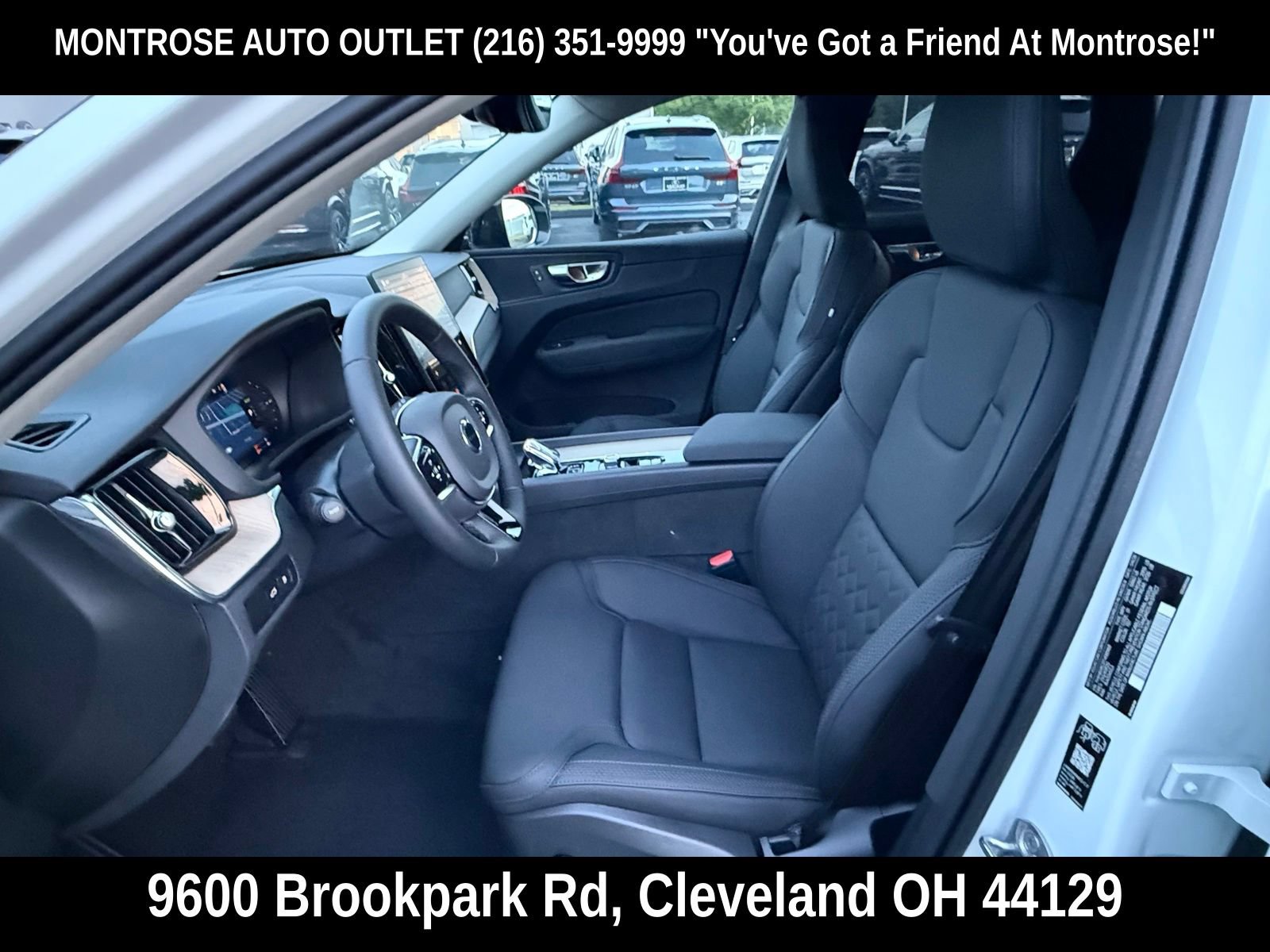 New 2026 Volvo XC60 T8 Plus w/ Climate Package PRO AWD/4WD image 14