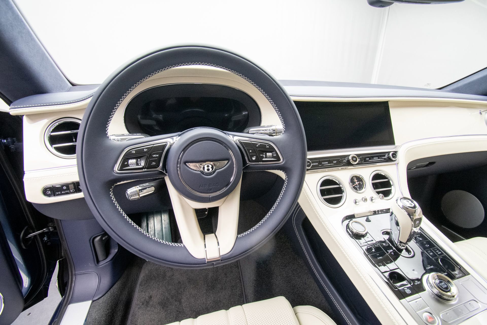 New 2026 Bentley Continental GT AWD/4WD image 12