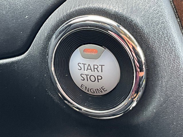 Used 2016 INFINITI QX60 Luxe w/ Deluxe Technology Package image 25