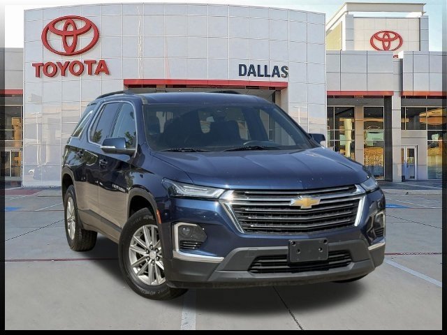 Used 2022 Chevrolet Traverse LT FWD image 1