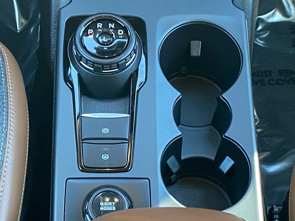 Used 2024 Ford Bronco Sport Outer Banks w/ Tech Package image 8