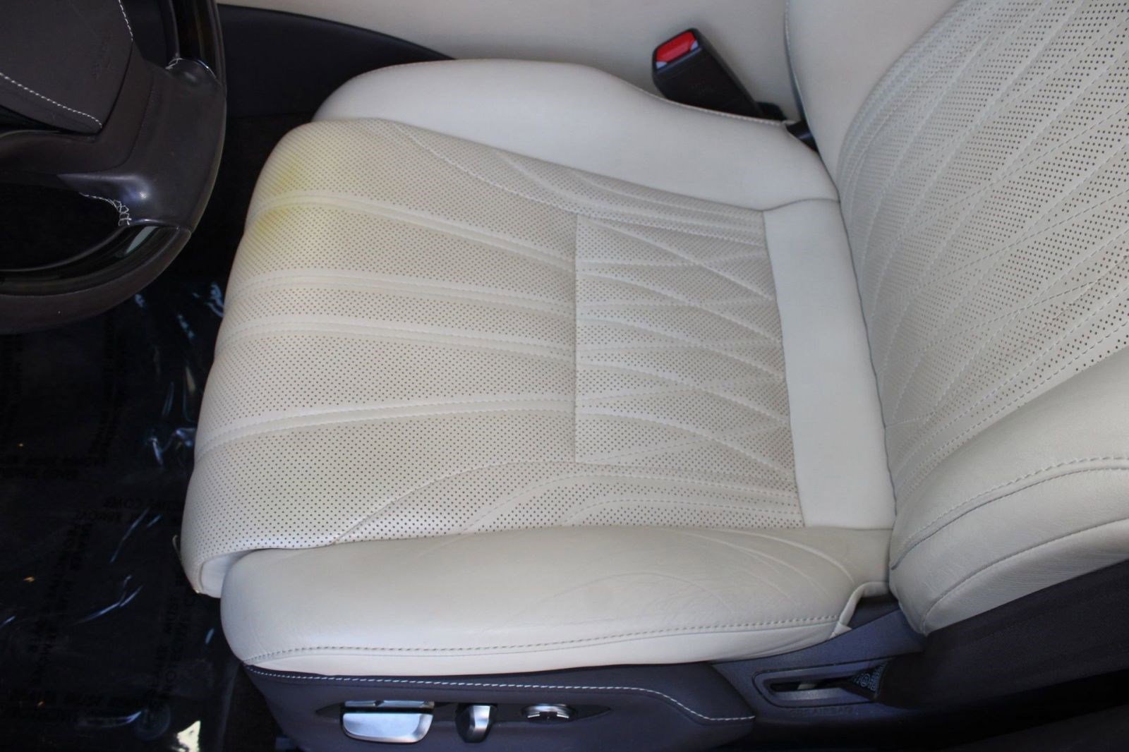 Used 2018 Lexus LS 500 AWD w/ Luxury Package image 14