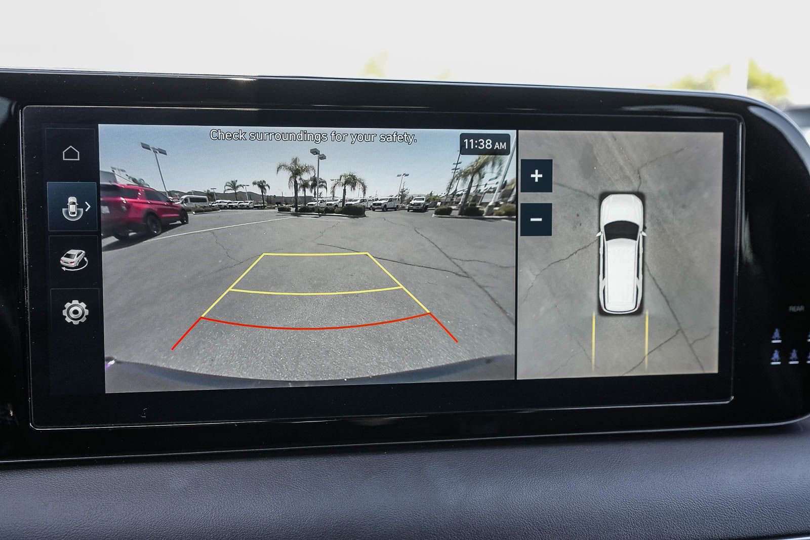 Used 2024 Hyundai Palisade Calligraphy image 25