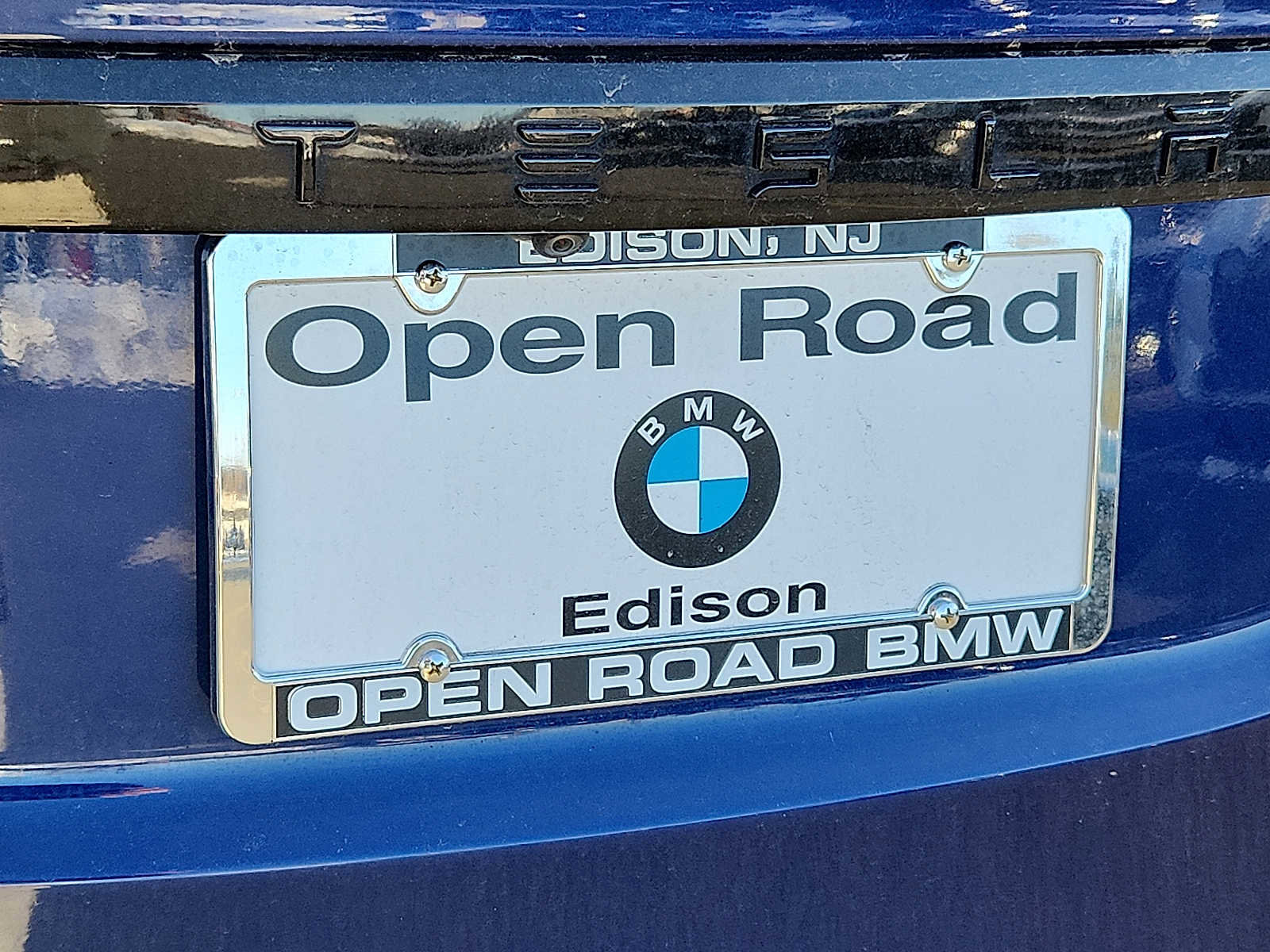 Used 2022 Tesla Model X image 30