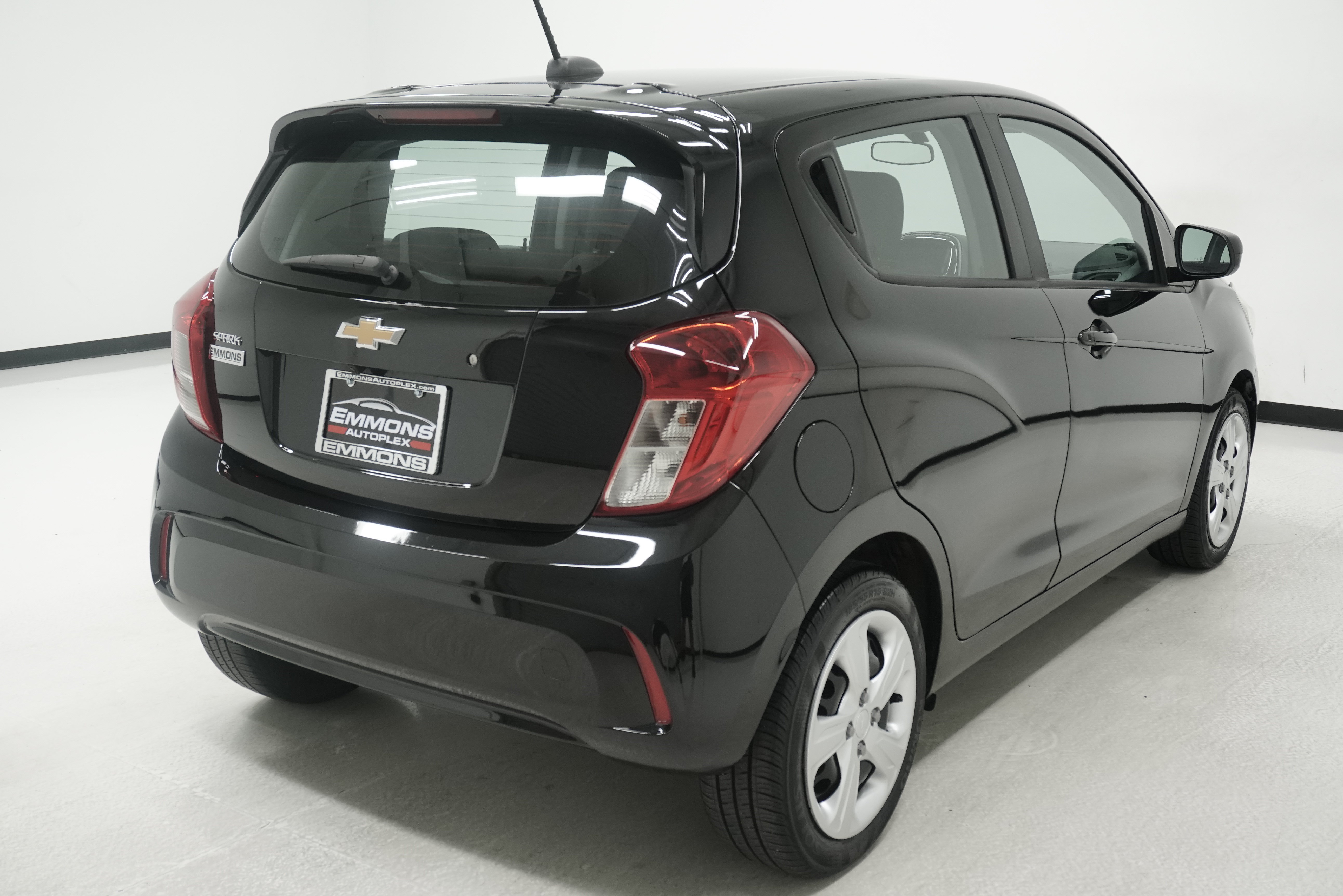 Used 2022 Chevrolet Spark LS FWD image 4