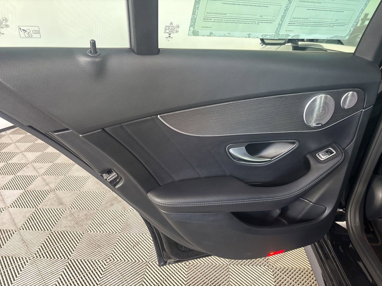 Used 2020 Mercedes-Benz C 300 4MATIC Sedan image 20