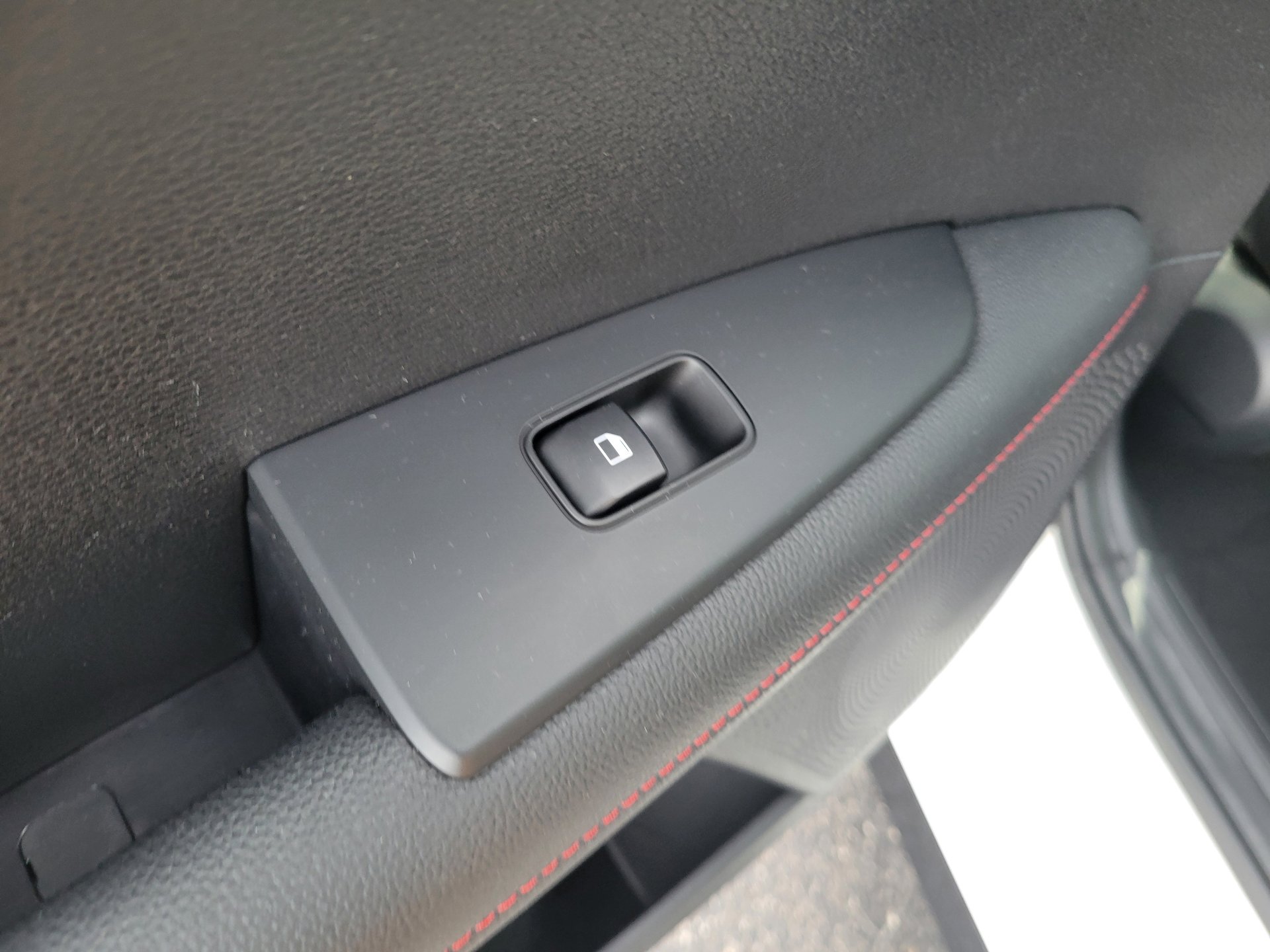 Used 2024 Kia Forte GT w/ GT2 Package image 14