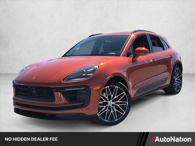 Used 2023 Porsche Macan S AWD/4WD image 1
