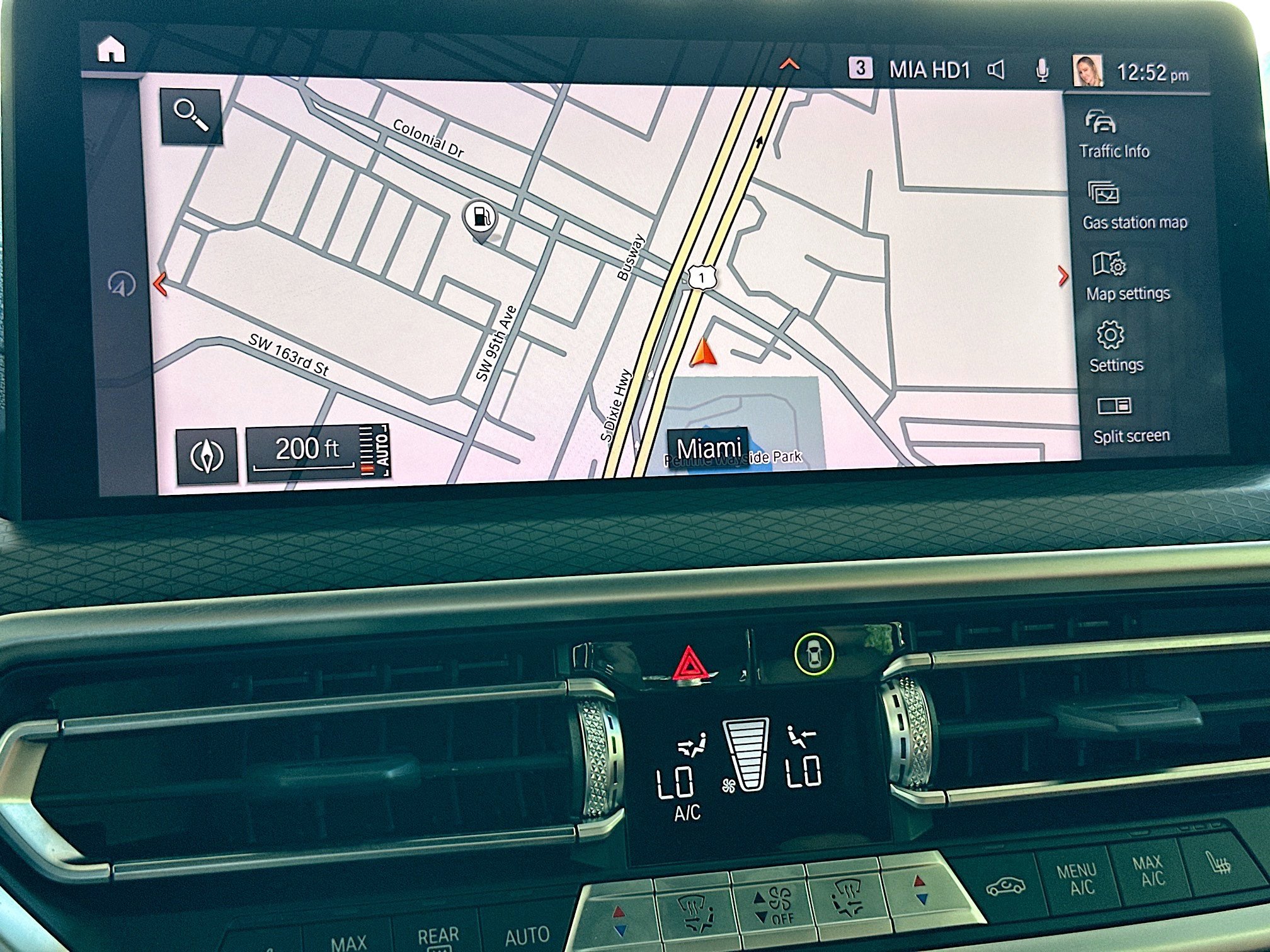 Used 2024 BMW X3 M40i w/ Premium Package image 13