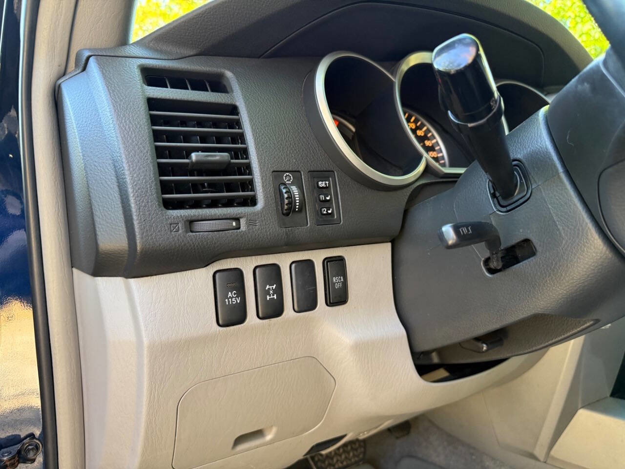 Used 2007 Toyota 4Runner Limited image 38