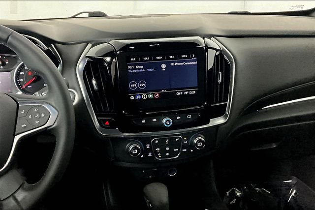 Used 2023 Chevrolet Traverse LT image 6