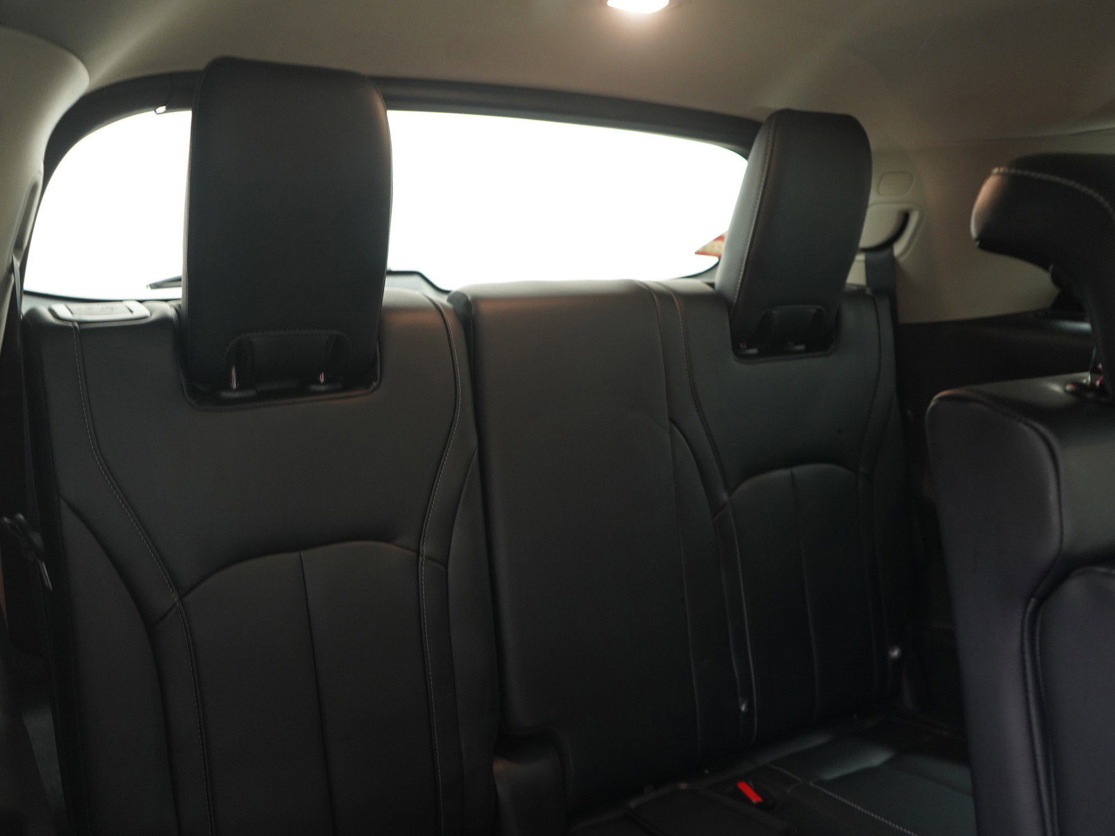 Used 2023 INFINITI QX60 Luxe image 12