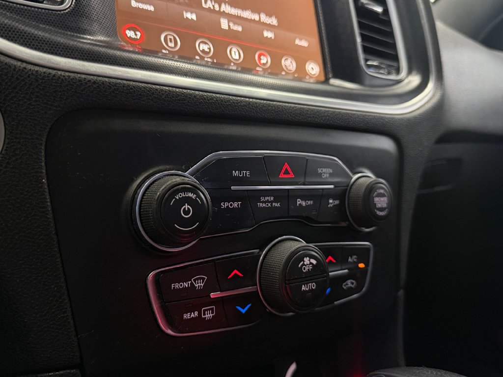 Used 2018 Dodge Charger R/T w/ Beats Audio Group RWD image 21