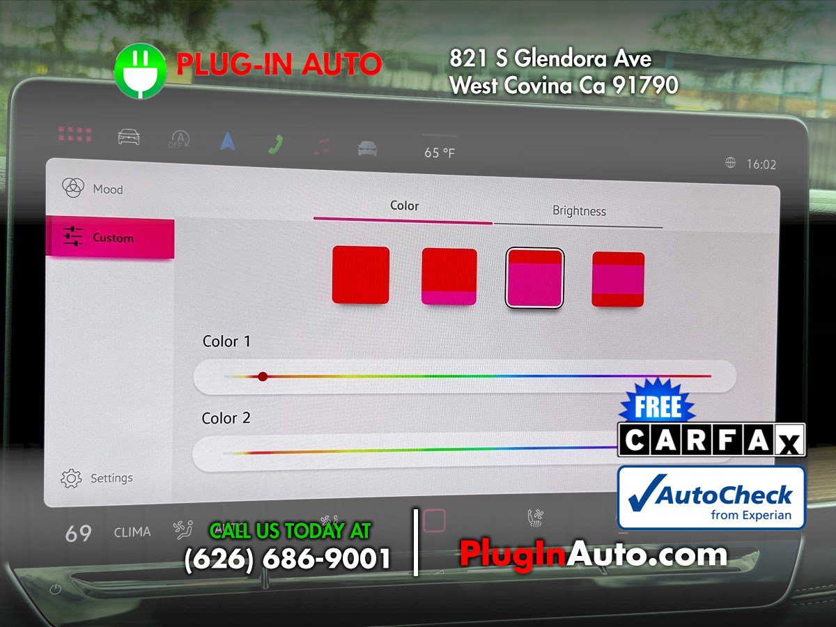 Used 2026 Volkswagen Tiguan SEL R-Line AWD/4WD image 33
