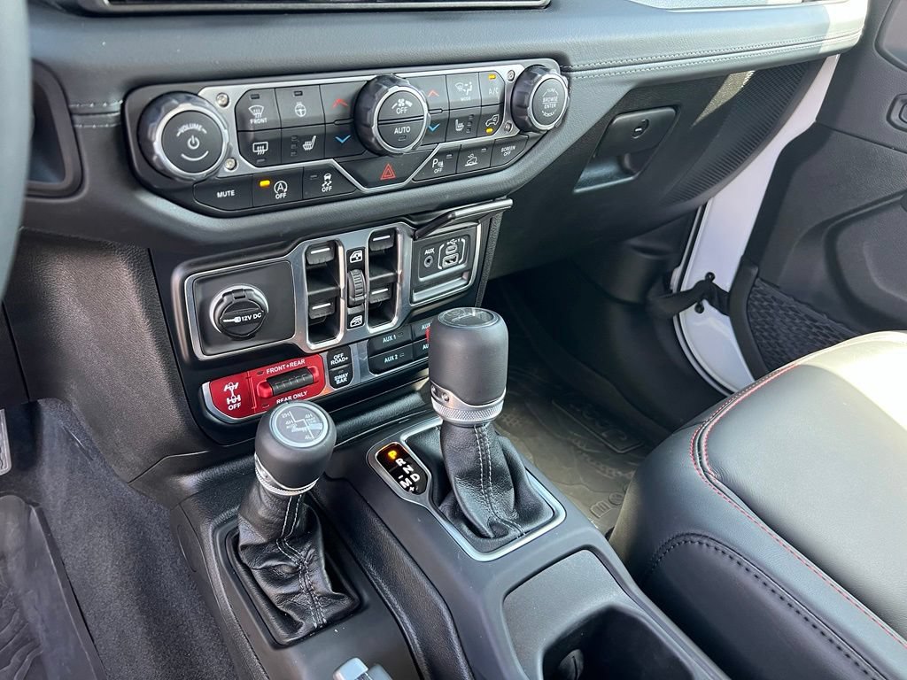 Used 2026 Jeep Gladiator Rubicon AWD/4WD image 35
