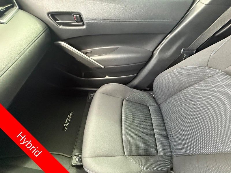 Used 2024 Toyota Corolla Cross AWD Hybrid image 19