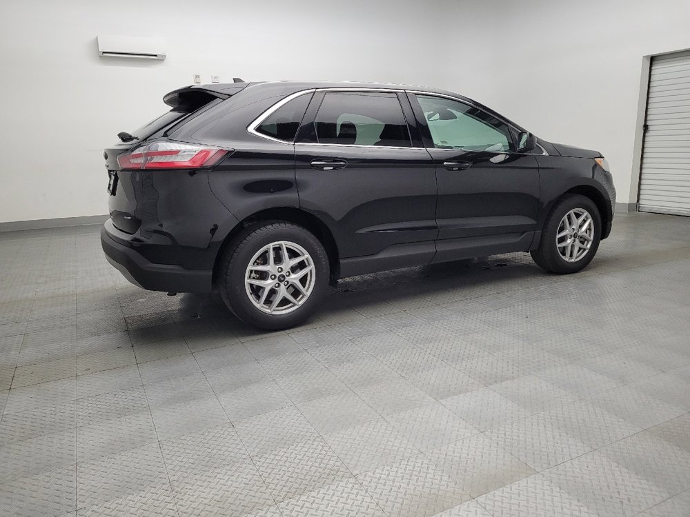 Used 2024 Ford Edge SEL image 10