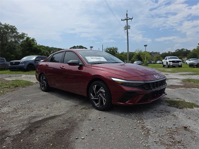 New 2025 Hyundai Elantra Sport