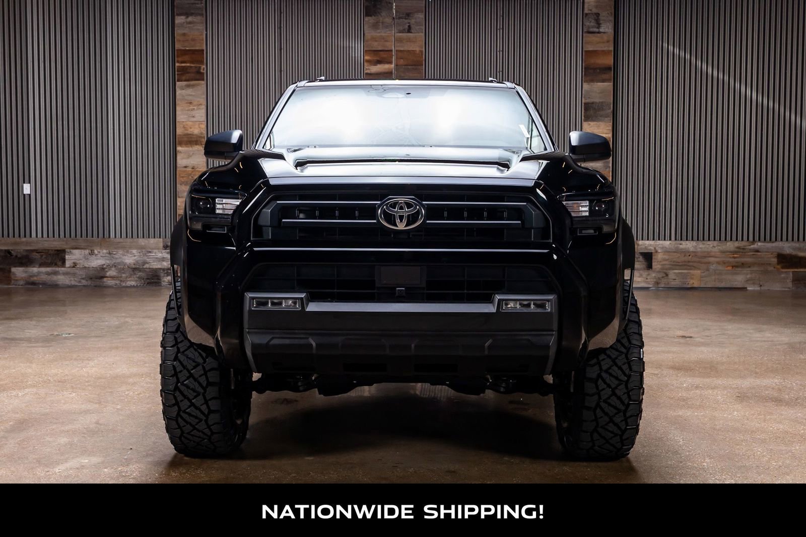 Used 2025 Toyota 4Runner SR5 AWD/4WD image 4