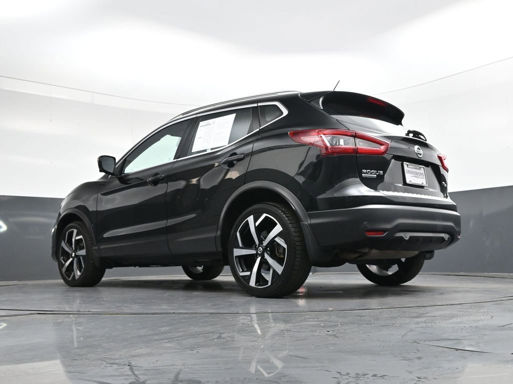Used 2022 Nissan Rogue Sport SL w/ Premium Package image 38