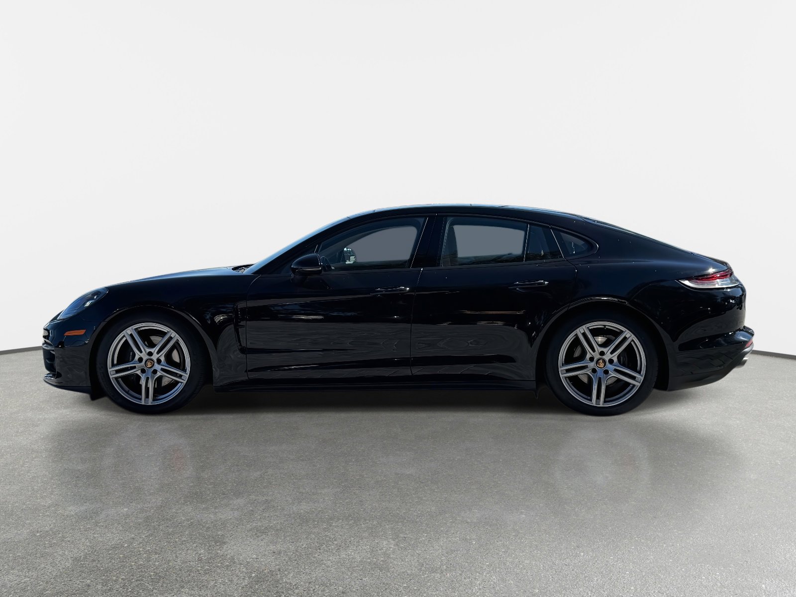 Used 2022 Porsche Panamera 4 image 6