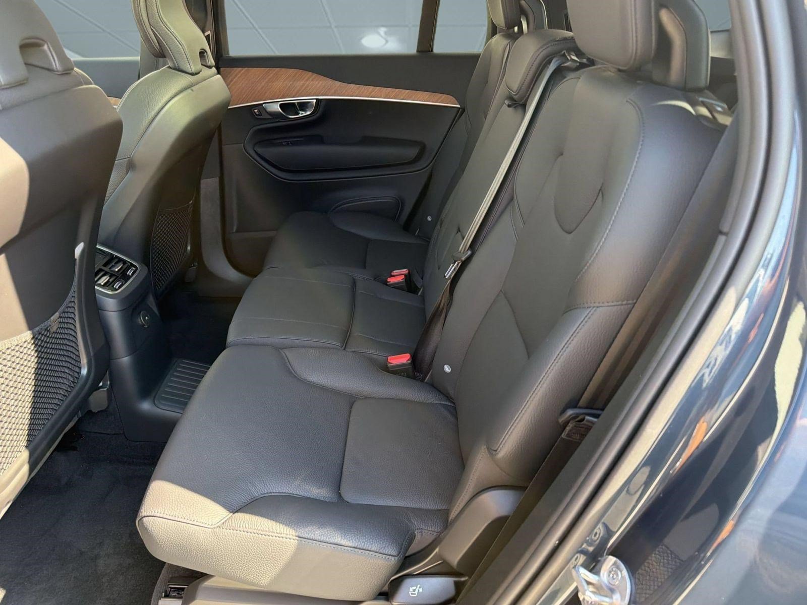 Certified 2024 Volvo XC90 T8 Plus w/ Protection Package Premier AWD/4WD image 22