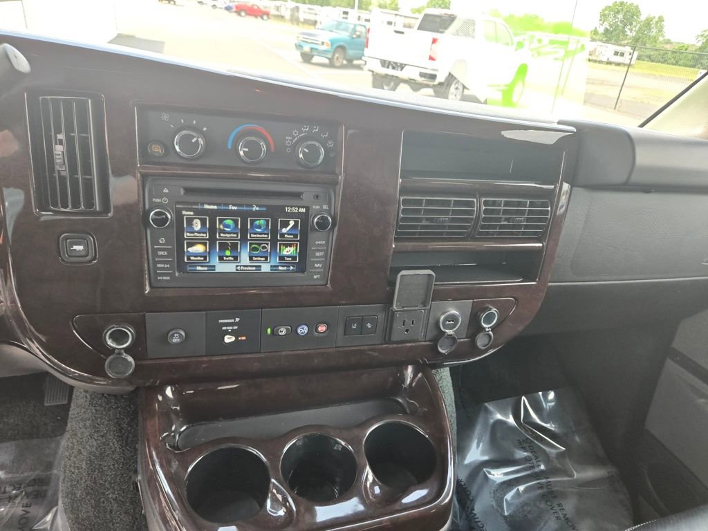 Used 2019 Chevrolet Express 2500 w/ Enhanced Convenience Package image 19