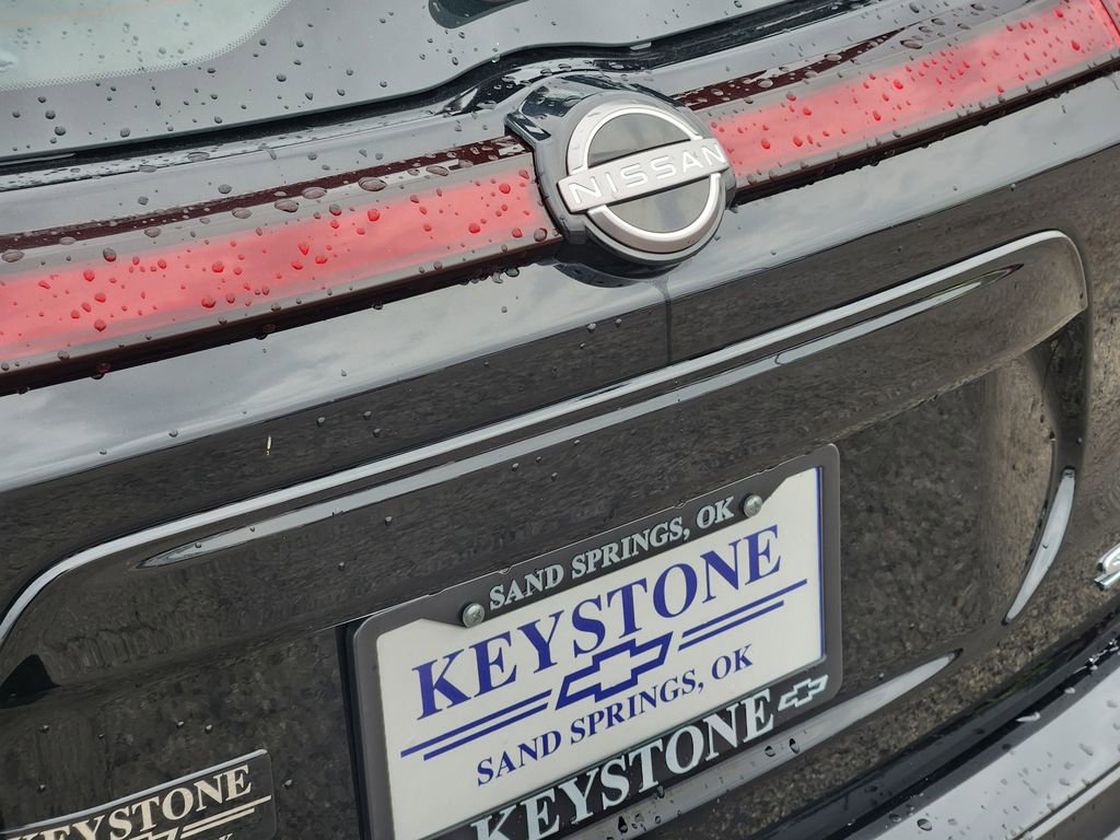 Used 2023 Nissan Kicks SV image 10