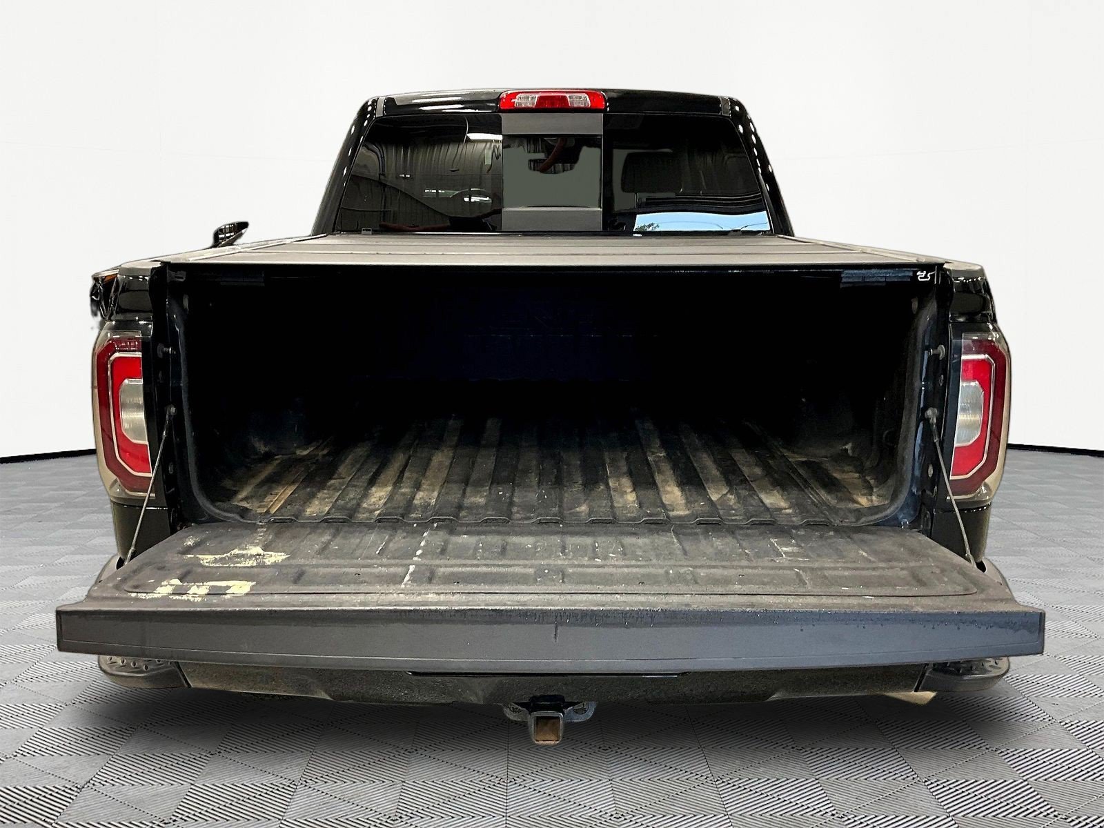 Used 2018 GMC Sierra 1500 Denali AWD/4WD image 7