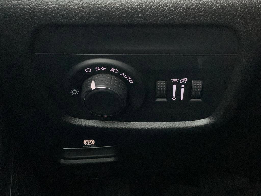 Used 2024 Jeep Grand Cherokee Altitude image 42